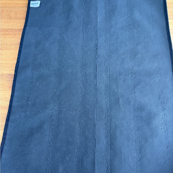 Norwex Entry Rug - Picture 4 of 9